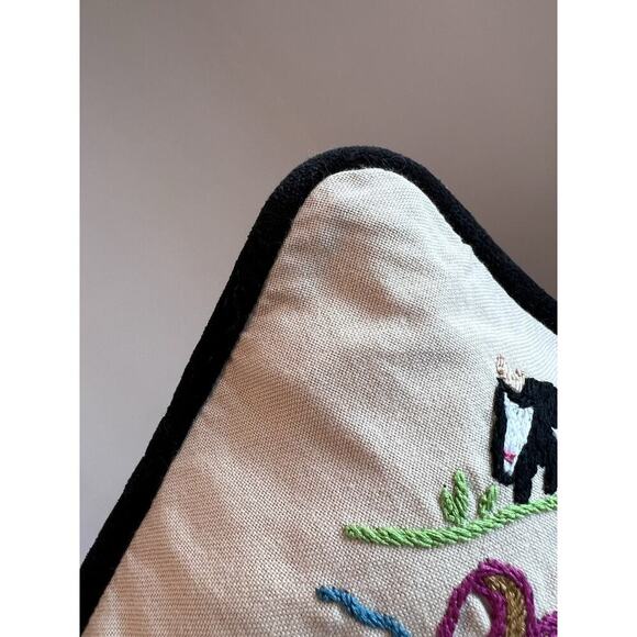 Catstudio Sonoma County Original Hand Embroidered Decorative Pillow 2012 USA 2 - Picture 3 of 16